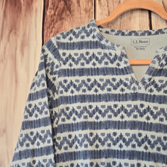 L.L. Bean Navy and Cream Patterned Top 3/4 Length Sleeves Womens Medium - Picture 7 of 8